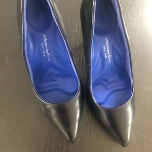 Antonio Saint Black Pumps Size 8